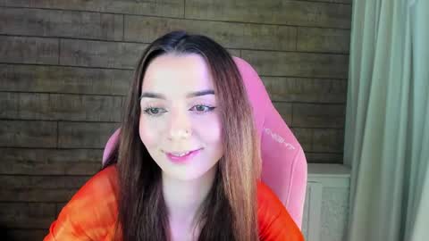 Snapshot of vanessavienne chatting on April 25, 4:37 pm VanessaVienne online show from April 25, 4:37 pm
