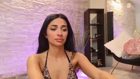Snapshot of vanessavosss chatting on June 4, 5:41 pm Vanessa online show from June 4, 5:41 pm
