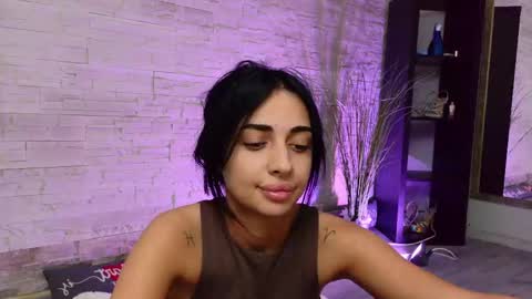 Snapshot of vanessavosss chatting on June 9, 4:29 pm Vanessa online show from June 9, 4:29 pm