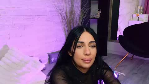 Snapshot of vanessavosss chatting on June 11, 12:32 am Vanessa online show from June 11, 12:32 am