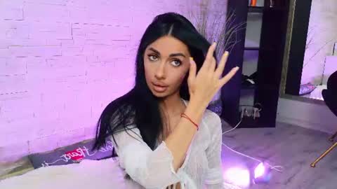 Snapshot of vanessavosss chatting on June 13, 5:55 pm Vanessa online show from June 13, 5:55 pm