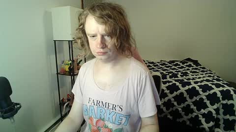 vanfairy526 online show from March 27, 9:53 am