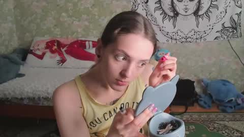 Snapshot of vanilla_arya chatting on May 8, 11:15 am Adelina online show from May 8, 11:15 am