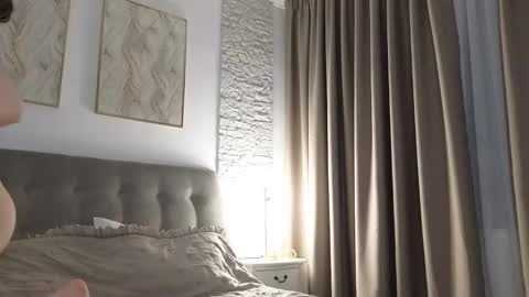 vanillaextasy online show from March 20, 8:35 pm