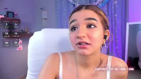 Snapshot of vanillafairy_ chatting on June 11, 8:40 pm vanillafairy_ online show from June 11, 8:40 pm