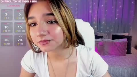vanillafairy_ online show from July 23, 7:45 pm