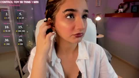 vanillafairy_ online show from July 24, 2:37 pm