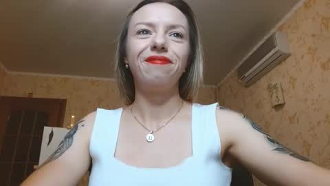 Snapshot of vanillamuffin chatting on September 11, 12:49 pm VanillaMuffin online show from September 11, 12:49 pm