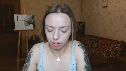 Snapshot of vanillamuffin chatting on September 26, 5:33 am VanillaMuffin online show from September 26, 5:33 am