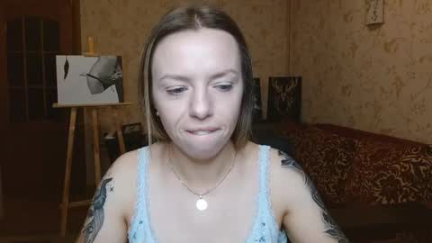 Snapshot of vanillamuffin chatting on September 29, 5:45 am VanillaMuffin online show from September 29, 5:45 am