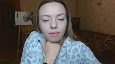 Snapshot of vanillamuffin chatting on October 1, 5:24 am VanillaMuffin online show from October 1, 5:24 am