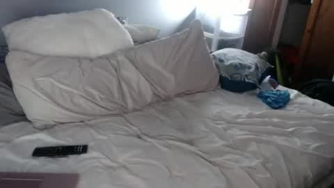 Snapshot of vanillasnackpack007 chatting on February 23, 12:46 pm vanillasnackpack007 online show from February 23, 12:46 pm