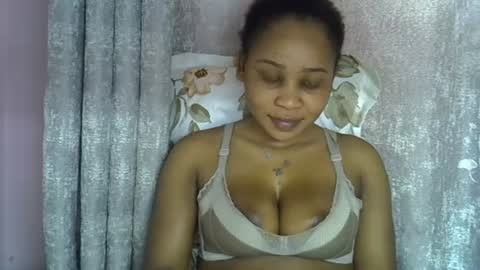 vanillavenus online show from July 1, 12:29 pm