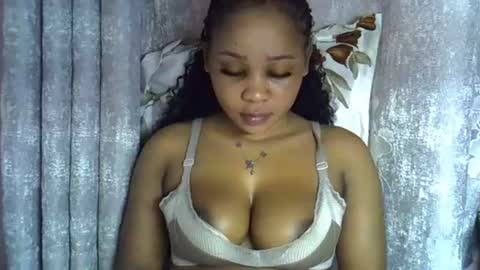 vanillavenus online show from July 10, 1:14 pm