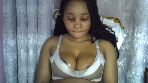 vanillavenus online show from July 27, 12:56 pm