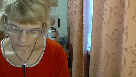 Vanillaxcreamy online show from December 10, 12:05 pm