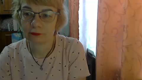 Vanillaxcreamy online show from February 16, 11:05 am