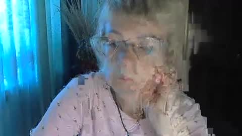 Snapshot of vanillaxcreamy chatting on September 26, 8:40 am Vanillaxcreamy online show from September 26, 8:40 am