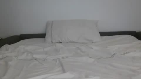vanisdark online show from June 14, 2:24 am