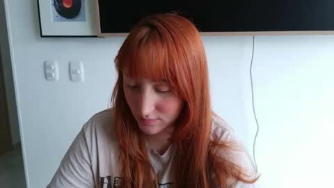 Elizabeth online show from June 6, 6:34 pm