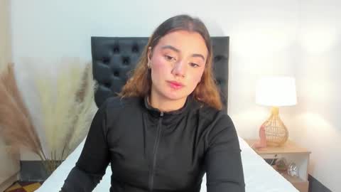 Snapshot of vannesa_bakery chatting on March 26, 11:54 pm Vannesa online show from March 26, 11:54 pm