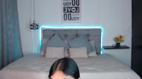 vane online show from December 9, 1:40 am