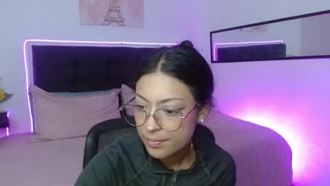 vane online show from February 18, 6:48 pm