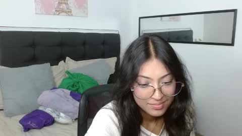 vane online show from May 8, 7:52 pm