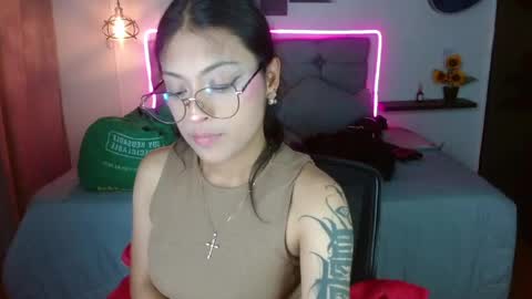 vane online show from May 24, 8:47 pm