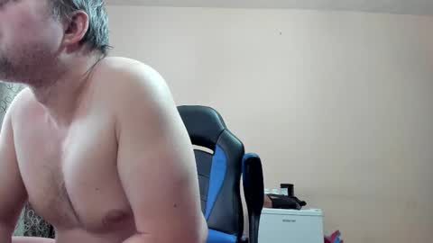 Snapshot of vano_822 chatting on February 13, 11:28 am vano_822 online show from February 13, 11:28 am