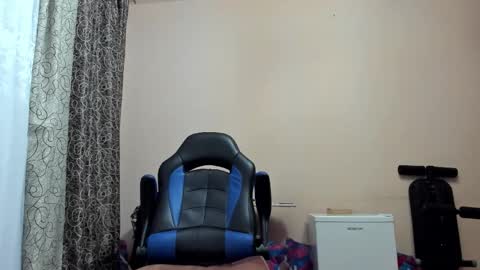 Snapshot of vano_822 chatting on March 30, 5:47 pm vano_822 online show from March 30, 5:47 pm