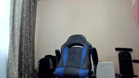Snapshot of vano_822 chatting on March 31, 6:03 am vano_822 online show from March 31, 6:03 am