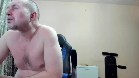 Snapshot of vano_822 chatting on April 3, 5:22 pm vano_822 online show from April 3, 5:22 pm