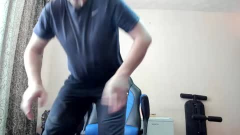 Snapshot of vano_822 chatting on April 11, 8:07 am vano_822 online show from April 11, 8:07 am