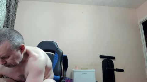 Snapshot of vano_822 chatting on April 15, 6:04 pm vano_822 online show from April 15, 6:04 pm