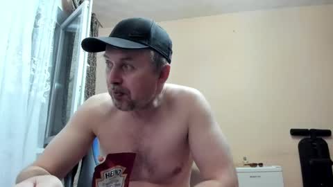 Snapshot of vano_822 chatting on May 17, 6:15 pm vano_822 online show from May 17, 6:15 pm
