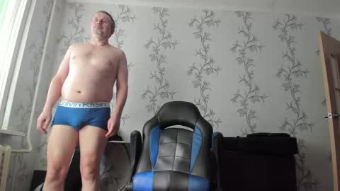 Snapshot of vano_822 chatting on June 7, 2:21 pm vano_822 online show from June 7, 2:21 pm