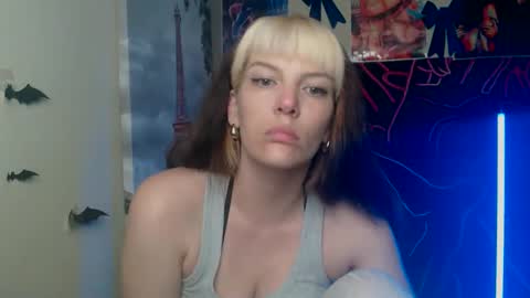 Vanessa online show from May 10, 4:12 pm
