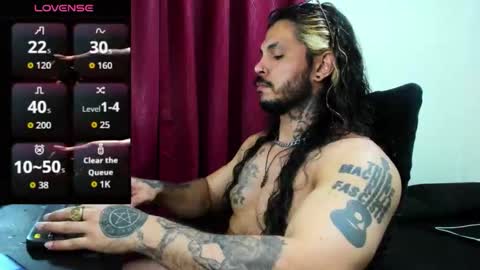 vanvelckan_ online show from September 23, 6:38 am