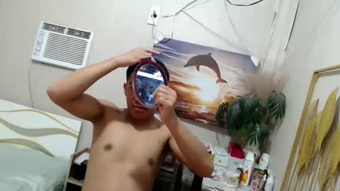 vanxxx2005 online show from March 9, 10:41 pm