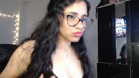 vanyxxxx online show from November 28, 4:04 am