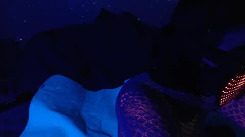 Snapshot of vapourbabe chatting on February 6, 7:45 am vapourbabe online show from February 6, 7:45 am
