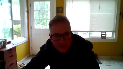 Snapshot of varaggo chatting on May 27, 2:03 pm varaggo online show from May 27, 2:03 pm