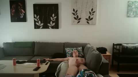 varmland1988 online show from February 2, 10:41 pm