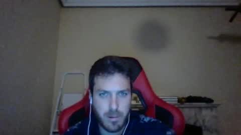 Snapshot of vascorro20 chatting on December 17, 6:20 pm vascorro20 online show from December 17, 6:20 pm