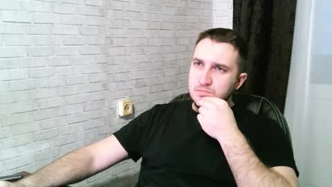 Snapshot of vashzima chatting on December 1, 10:31 am iSex online show from December 1, 10:31 am