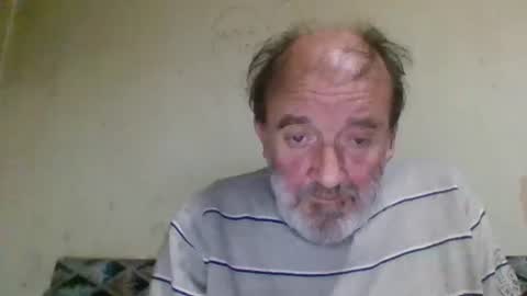 Snapshot of vasilis59 chatting on December 6, 9:02 pm Vasilis online show from December 6, 9:02 pm