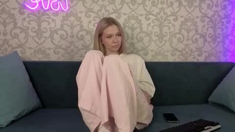 Snapshot of vasilisagoddess chatting on October 26, 6:58 pm Vasilisa or just Vasya online show from October 26, 6:58 pm