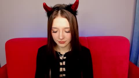 Snapshot of vasilisalove chatting on October 6, 8:34 am VasilisaLove online show from October 6, 8:34 am