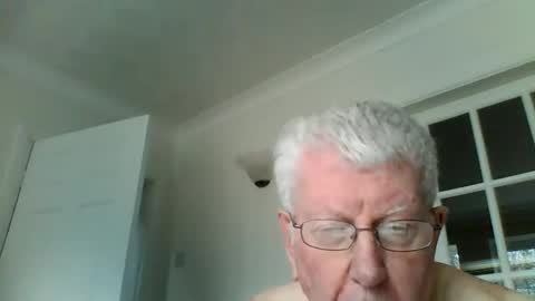 Snapshot of vassus chatting on February 26, 11:20 am vassus online show from February 26, 11:20 am